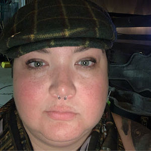 Meet your Posher, Adrienne